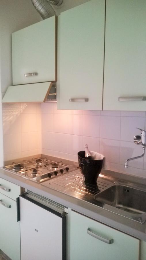 Yachting Residence ลินญาโน ซับเบียโดโร ภายนอก รูปภาพ